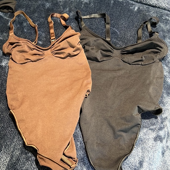 New Seamless Thong bodysuit - Picture 2 of 4